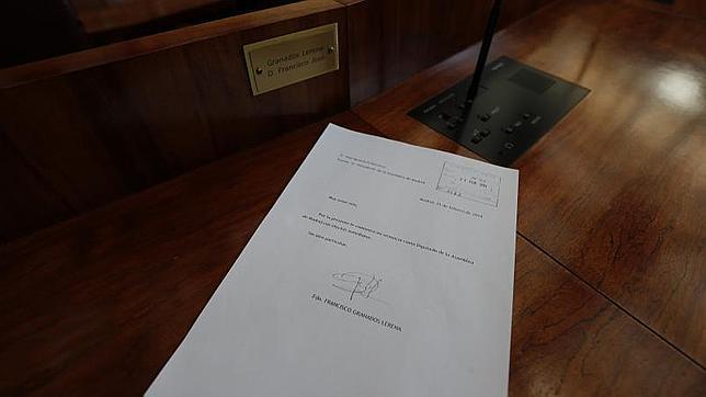 Granados presenta su dimisión en el Senado y la Asamblea tras la polémica de su cuenta en Suiza