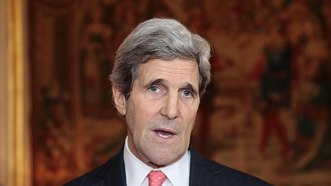 EE.UU. amenaza a Ucrania con sanciones si no cesa la violencia contra civiles