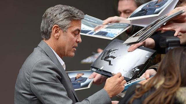 Las canas: amigas de los hombres y enemigas de las mujeres