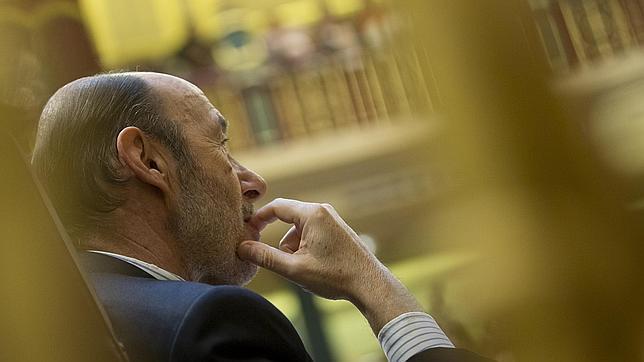 Críticas en el PSOE al «desarbolado» ataque de Rubalcaba en el Debate del estado de la Nación