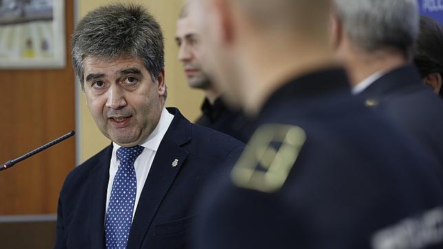 Interior cifra en medio centenar el número de etarras escondidos fuera de España