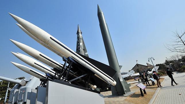 Corea del Norte lanza dos misiles Scud de corto alcance desde su costa este