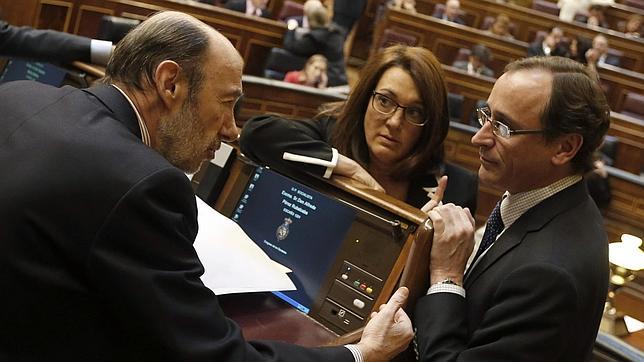 Las víctimas y Europa unen a PP y PSOE