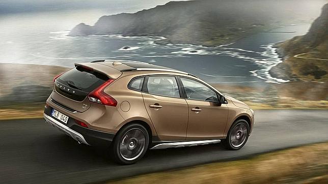 Vídeo: Probamos la versión más campera del volvo V40, el Cross Country