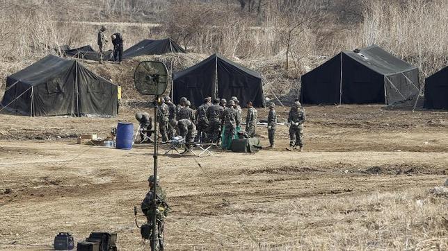 Corea del Norte lanza siete proyectiles al mar en plenas maniobras en el Sur