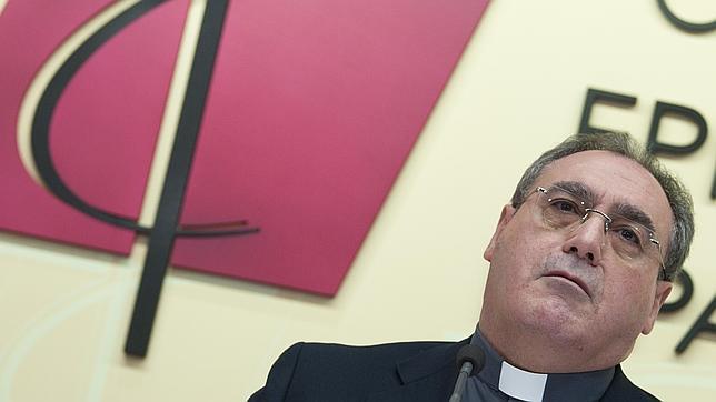 Gil Tamayo: «El Papa les ha dicho a los obispos que en la próxima asamblea se diviertan»