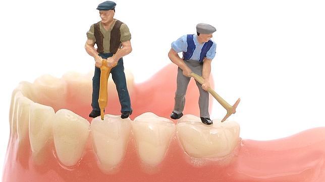 Diez mitos a desmontar sobre la salud bucodental