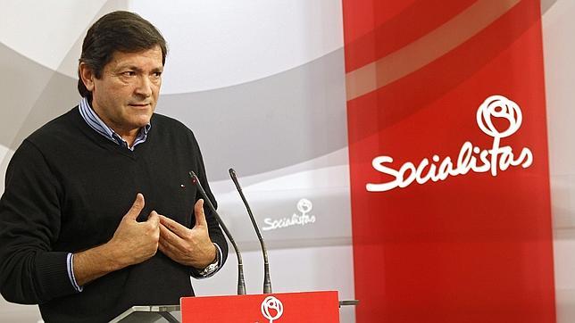 Javier Fernández: el cupo vasco y navarro son la «caja negra de la financiación»