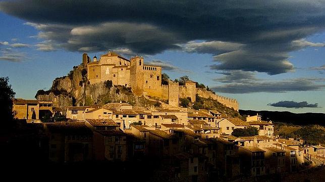 Vista general de la Villa de Alquézar y de su Colegiata