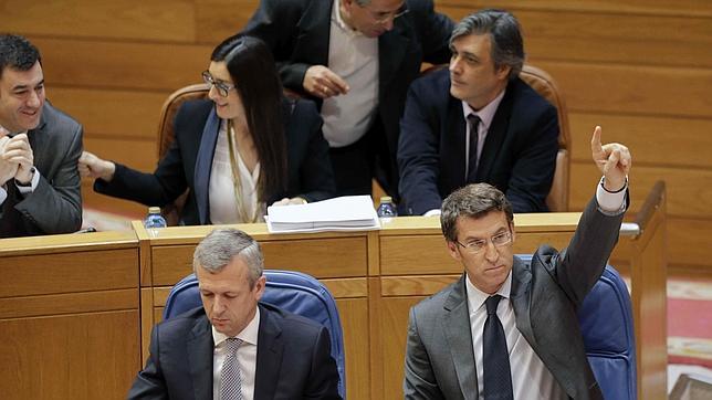 Feijóo, tras los disturbios en la protesta del cerco: «El Gobierno está, estuvo y estará con la gente del mar»