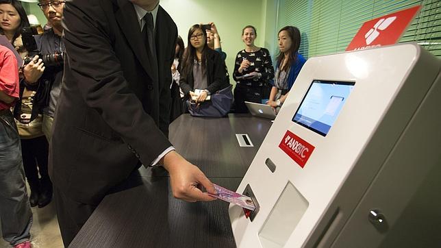 Abren el primer cajero automático de «bitcoin» en Irlanda