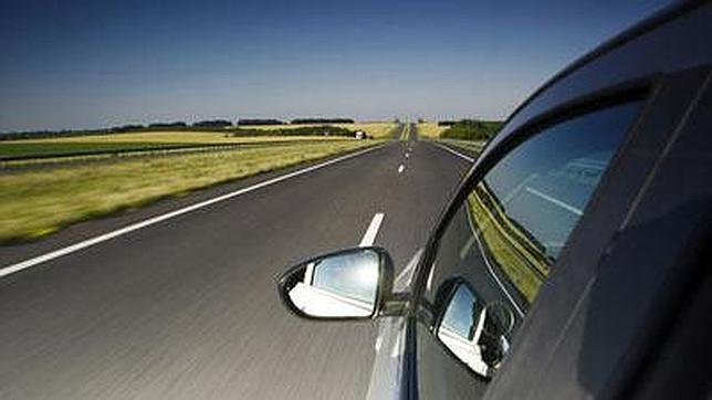 Viaja con las ventanillas subidas para evitar la entrada de polen en el interior del coche