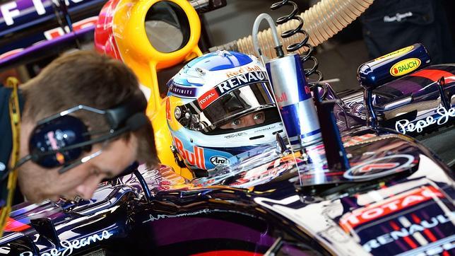 Alivio en Red Bull: 51 vueltas de Vettel sin problemas en el coche