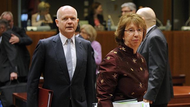 La UE impone sanciones a 21 dirigentes rusos y crimeos por el referéndum