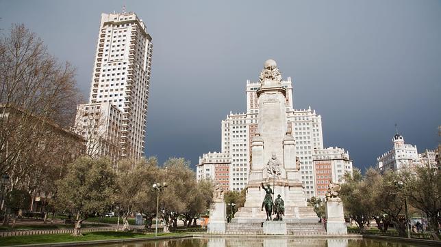 ¿La comunidad china compra España?