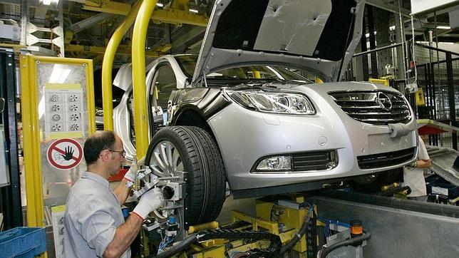 El sueldo medio de un operario en la automoción: de 14.000 a 19.000 euros