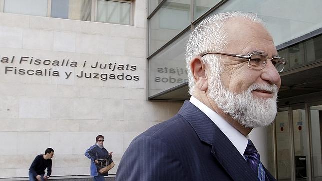 Cotino denuncia al policía que le involucra en el caso Gürtel