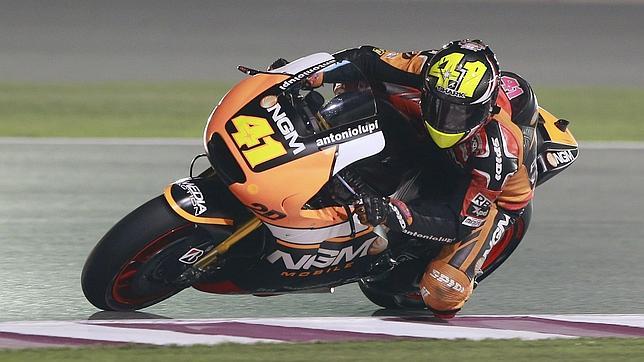 Espargaró se cuela en la fiesta