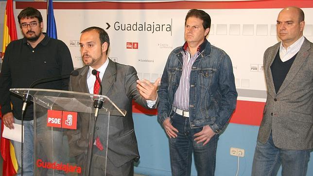 Los ayuntamientos socialistas de la MAS aseguran que pagan más de la cuenta