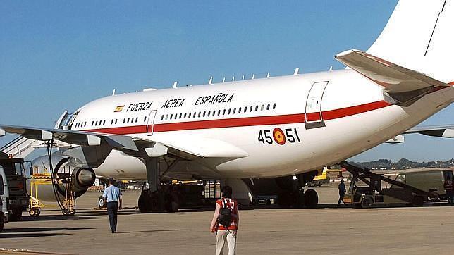 Fotografía de archivo (26/09/2004) de un Airbus A-310 de la Fuerza Aérea Española