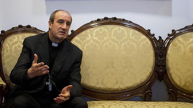 «Me preocupan el paro, la falta de perspectiva para los jóvenes y los constantes escándalos de corrupción»