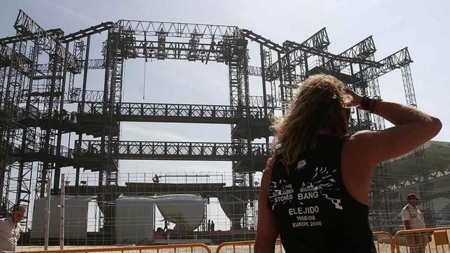 El concierto de El Ejido fue suspendido cuando ya se había empezado a instalar el escenario