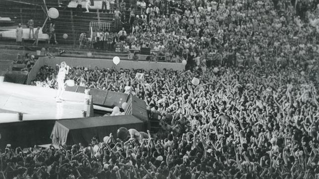 Vista del escenario durante la actuación de los Stones en Madrid en 1982