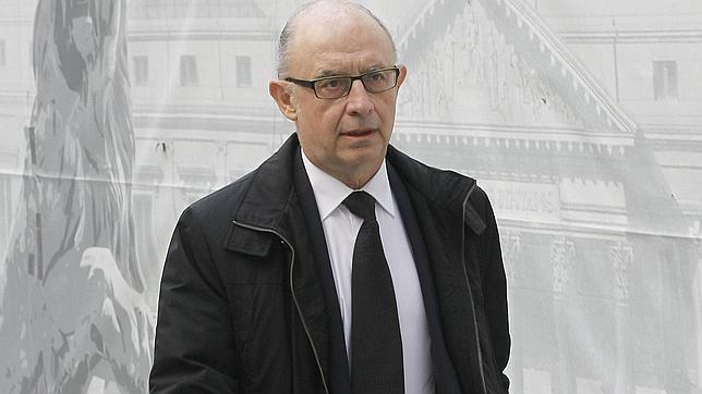 Montoro defiende el concierto vasco y niega que se trate de un privilegio