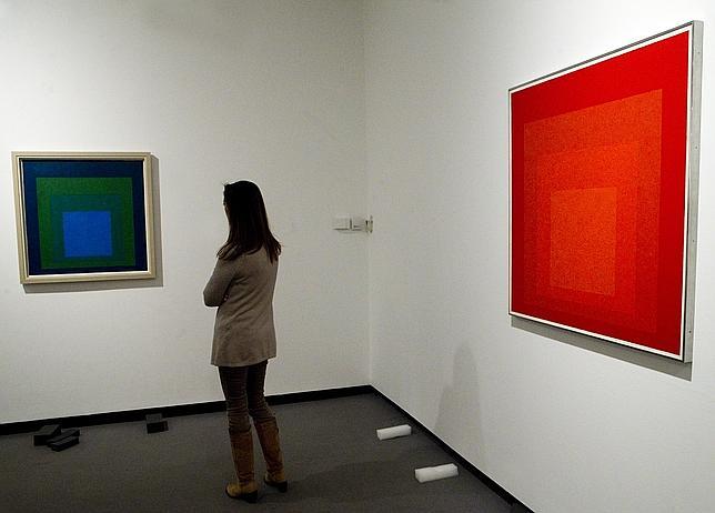 Josef Albers, cuando menos es mucho más