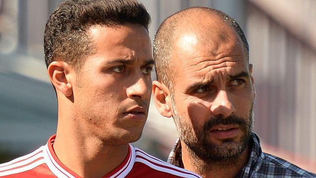 Thiago Alcántara se lesiona