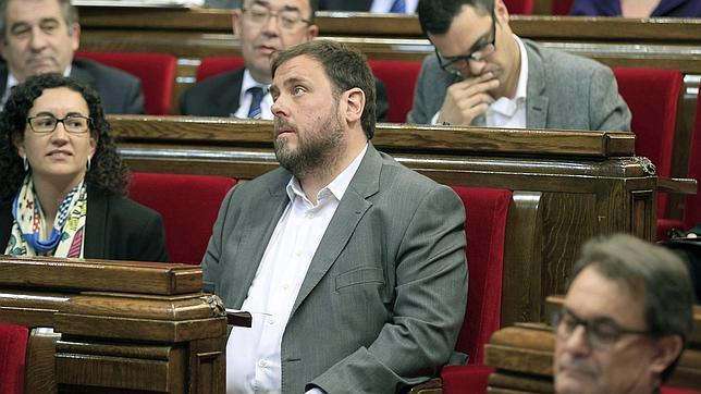 ERC carga contra el pacto Mas-Navarro para impulsar BCN World