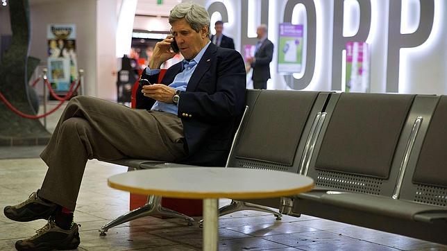 Reunión de urgencia entre Kerry y Lavrov en París para acercar posturas sobre Ucrania