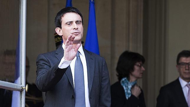 Bruselas recibe a Valls con la exigencia de que debe ir más lejos en las reformas