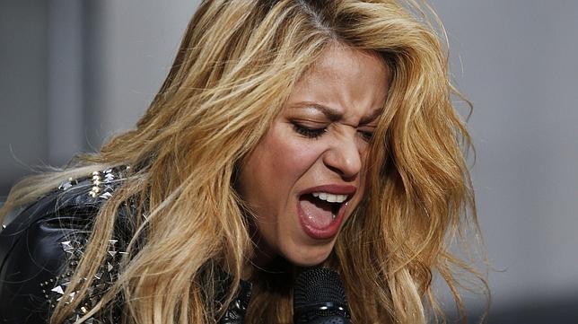 Shakira encabeza la lista de canciones más vendidas de la semana con su tema en catalán