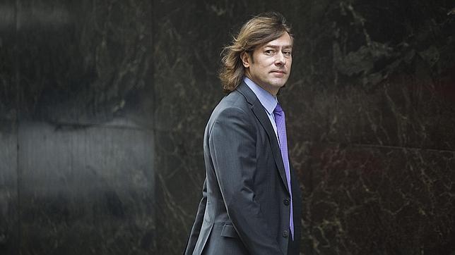 La ley actuará contra los «jueces estrella» y permitirá a tres instruir un mismo caso