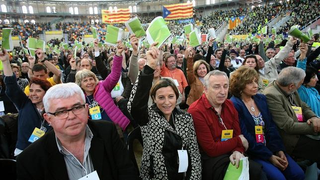 La Asamblea Nacional Catalana mantiene la secesión para el 23 de abril de 2015