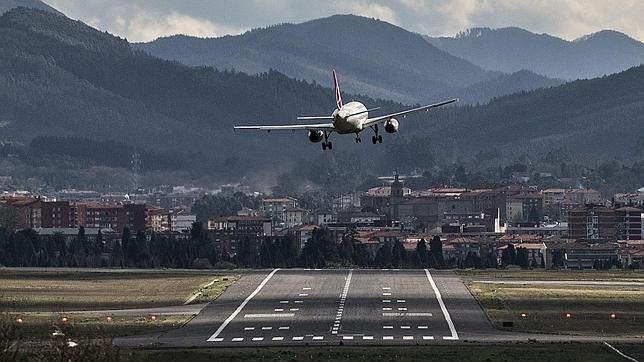 Problemas en el aeropuerto: cuáles son los más habituales y cómo reclamar