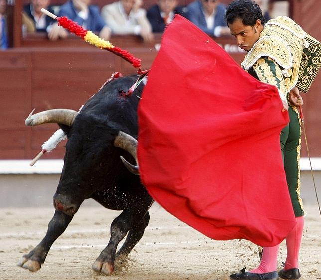 Luis Bolívar, con un ibán