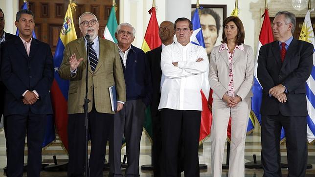 Gobierno y oposición aceptan al Vaticano como mediador en Venezuela