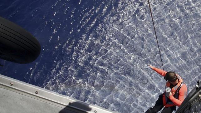 La señal detectada por un avión australiano no es del desaparecido vuelo MH370 de Malasia