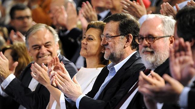 Rajoy: «Cospedal ha dado la vuelta a las cosas en menos de tres años»