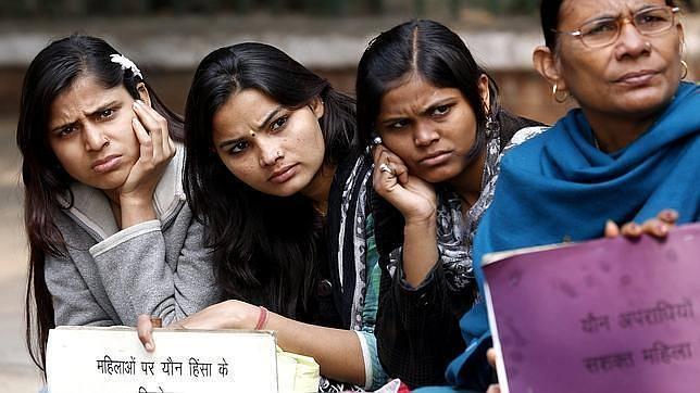 Un político pide en la India que las mujeres violadas sean ahorcadas