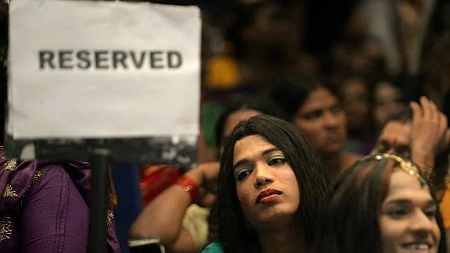 India reconoce como «tercer género» a los transexuales