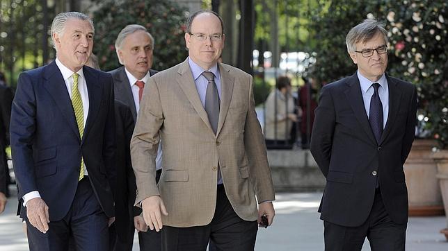 El Príncipe Alberto de Mónaco visita el Museo Thyssen-Bornemisza