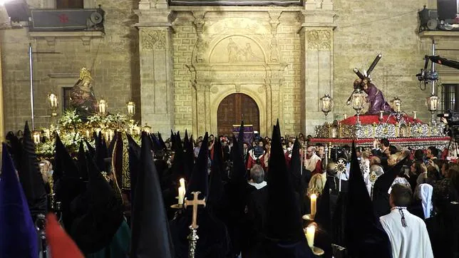 Semana Santa: las procesiones miran de reojo la final de la Copa del Rey