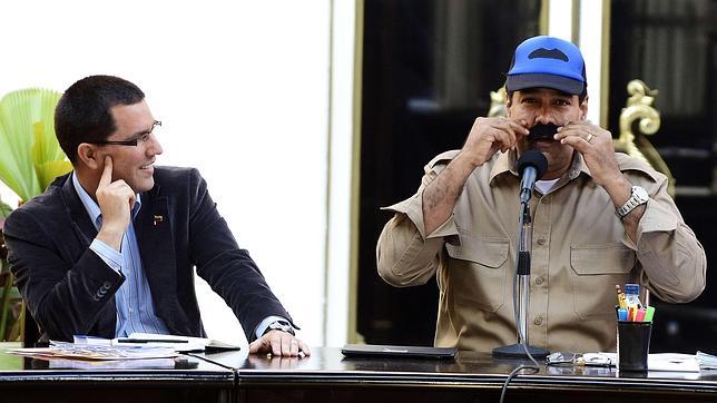 Maduro anuncia la puesta en marcha de una «revolución fiscal»