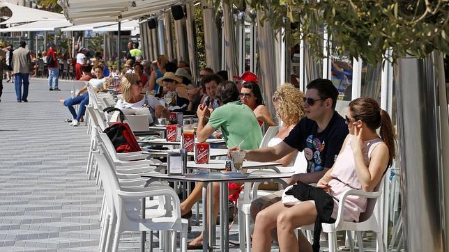 Tras seis años de crisis, el turismo nacional resurge en Semana Santa