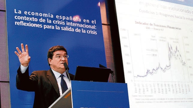 La autoridad fiscal arranca fichando a altos funcionarios internacionales