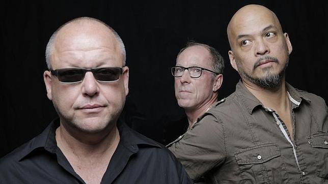 Pixies regala un tema, «Women of War»