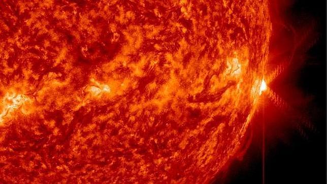 Una potente llamarada solar causa un apagón de radio en el Pacífico